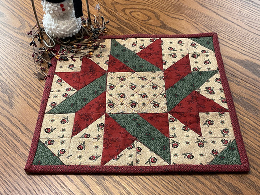 Christmas Primitive Farmhouse Table Topper Item #1783