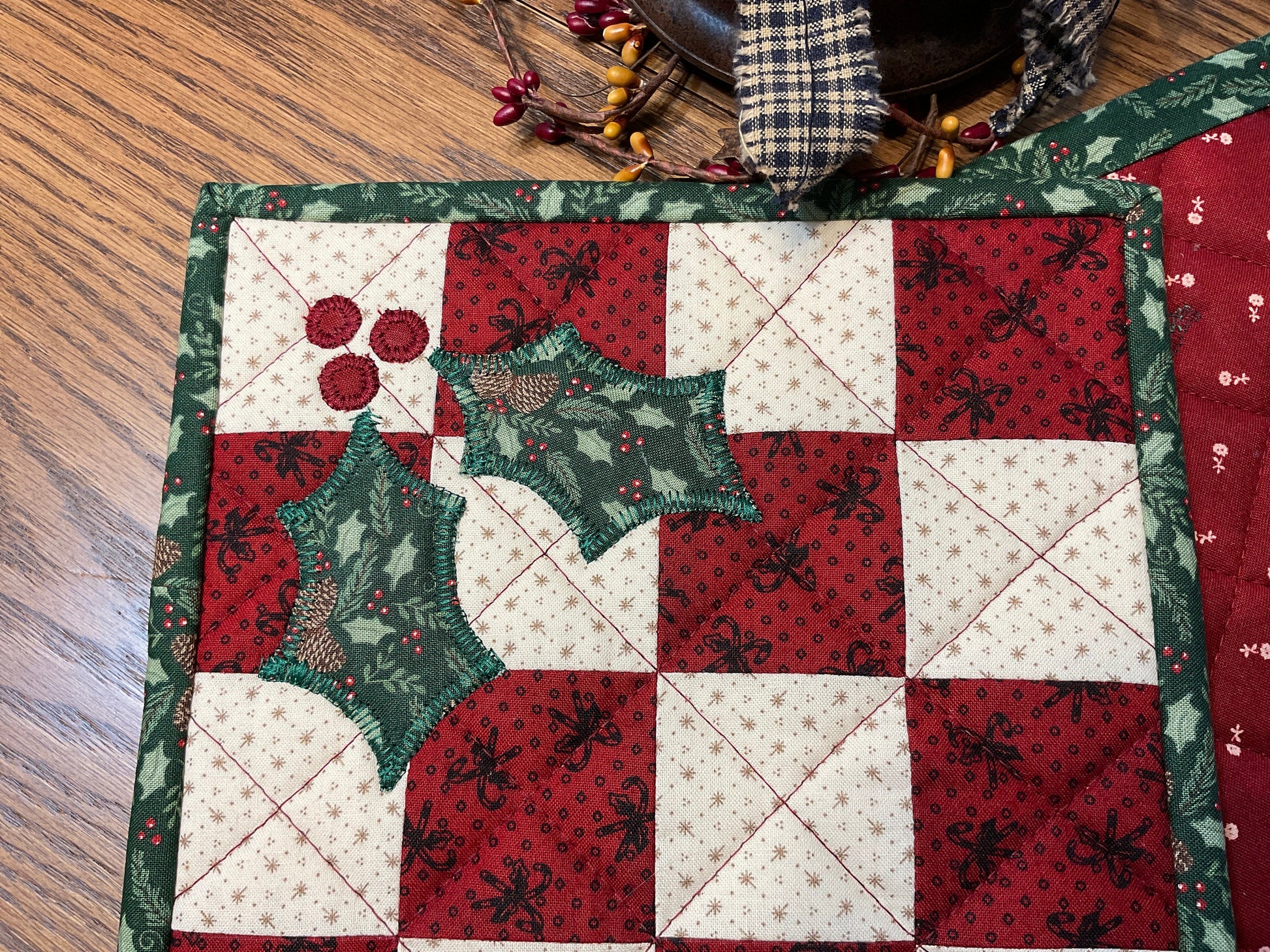 Christmas Primitive Farmhouse Potholders Item #1782