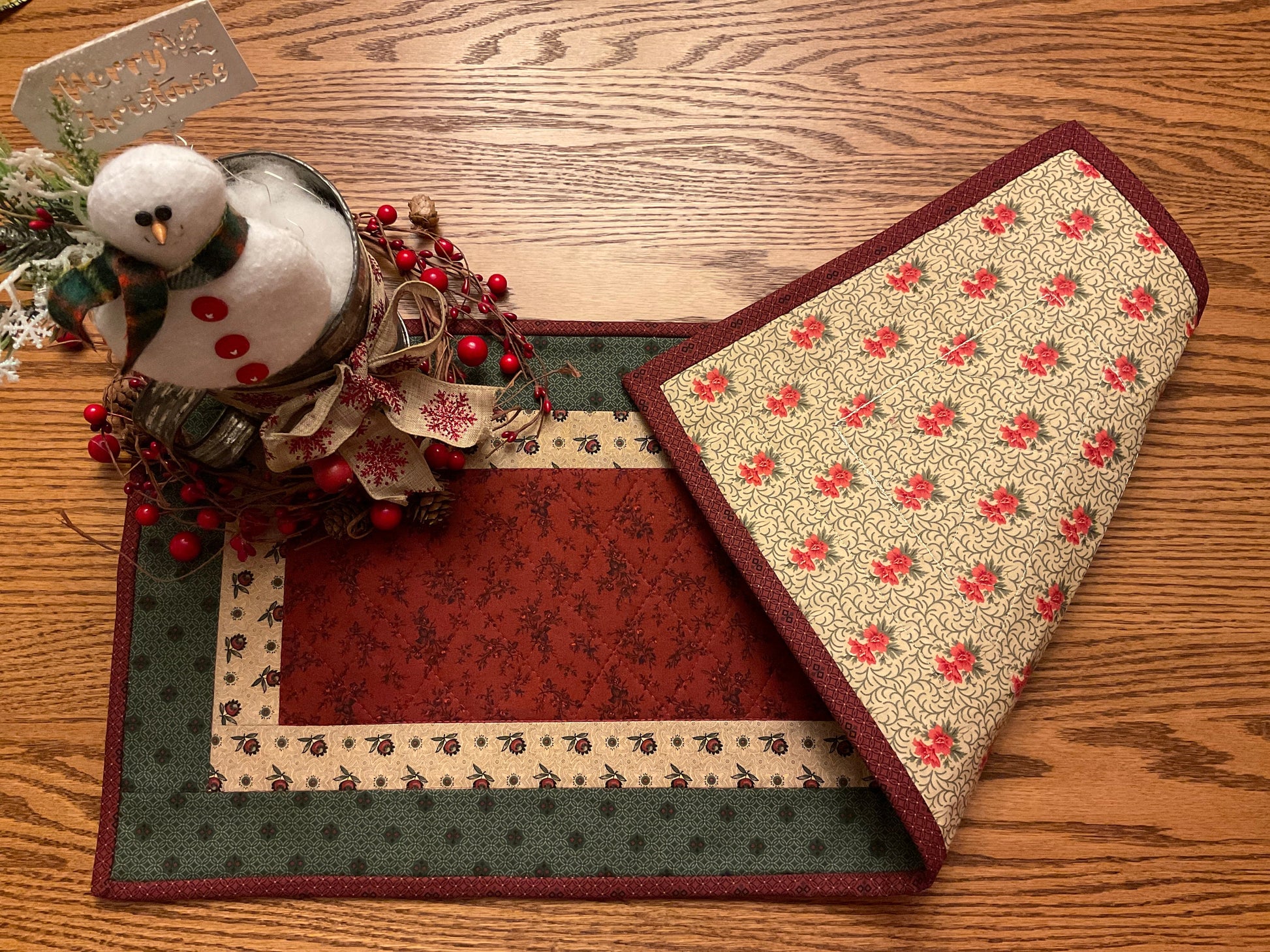 Christmas Primitive Farmhouse Table Runner Item 1789