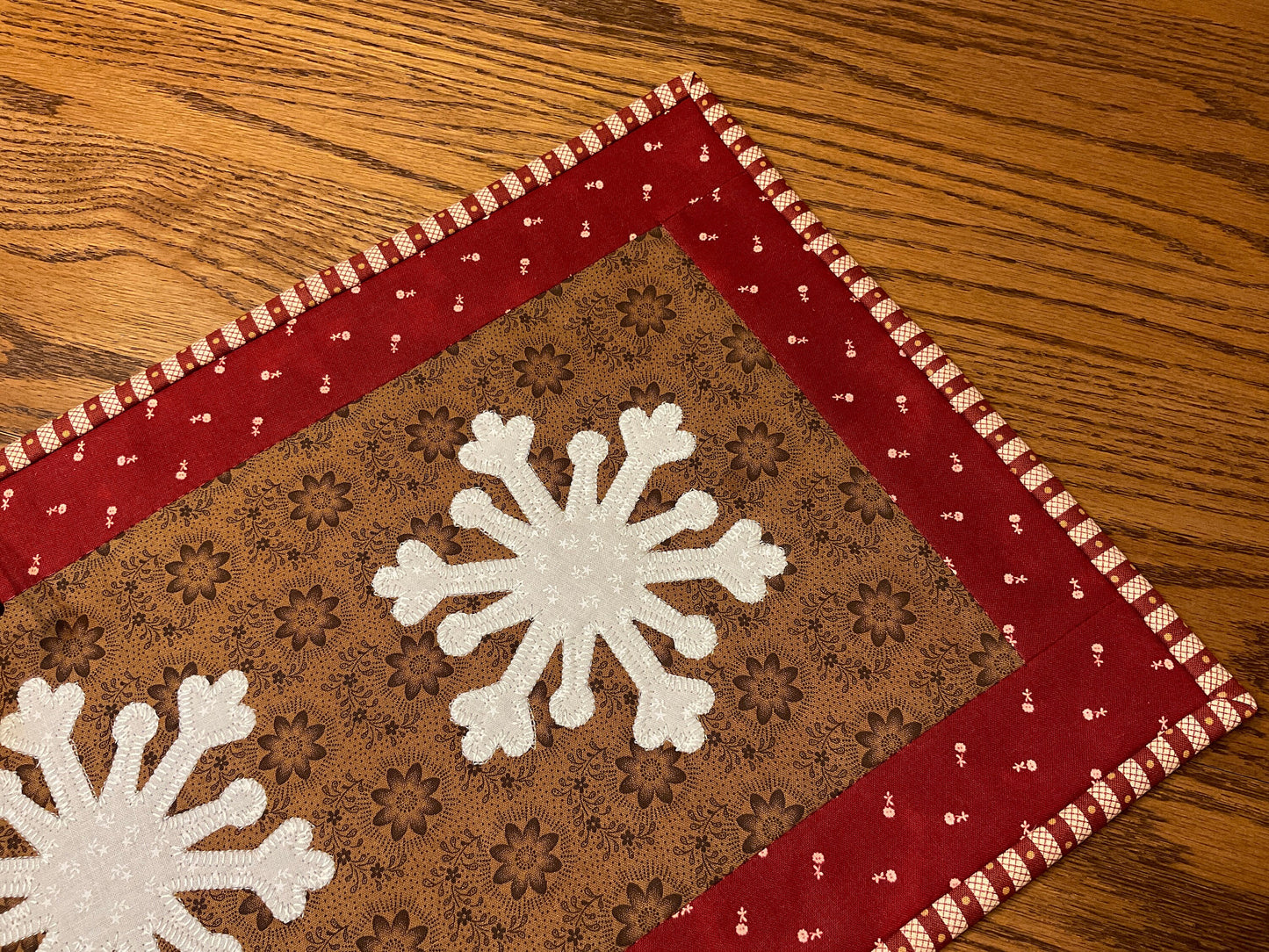 Christmas Snowflake Primitive Farmhouse Table Runner Item #1810