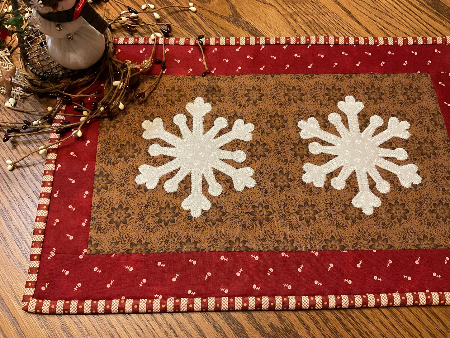 Christmas Snowflake Primitive Farmhouse Table Runner Item #1810