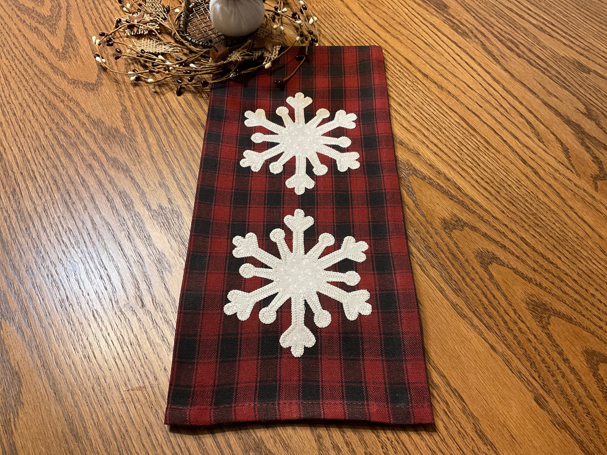 Christmas Primitive Farmhouse Towel Item #1836