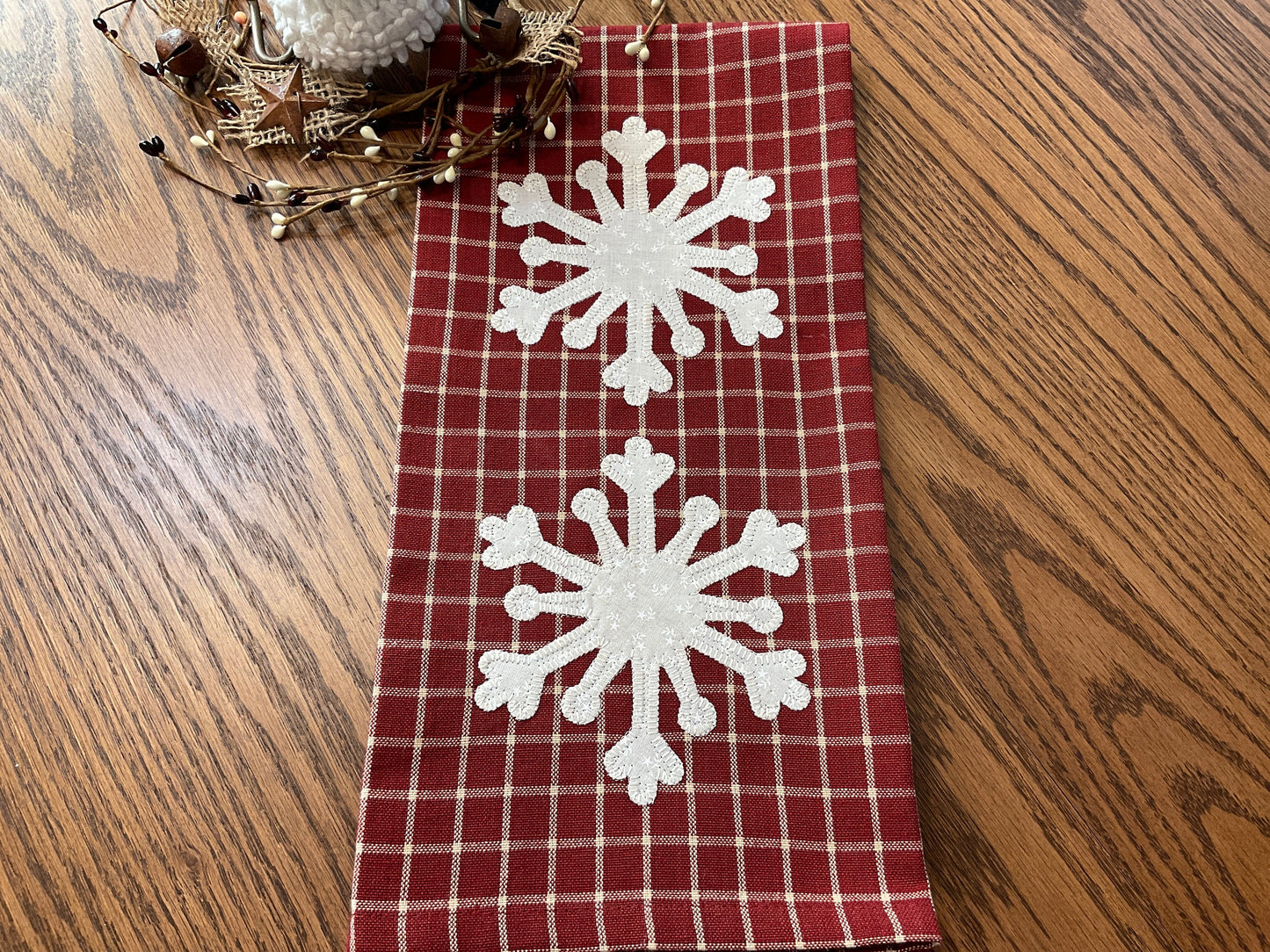 Christmas Primitive Farmhouse Towel Item #1816