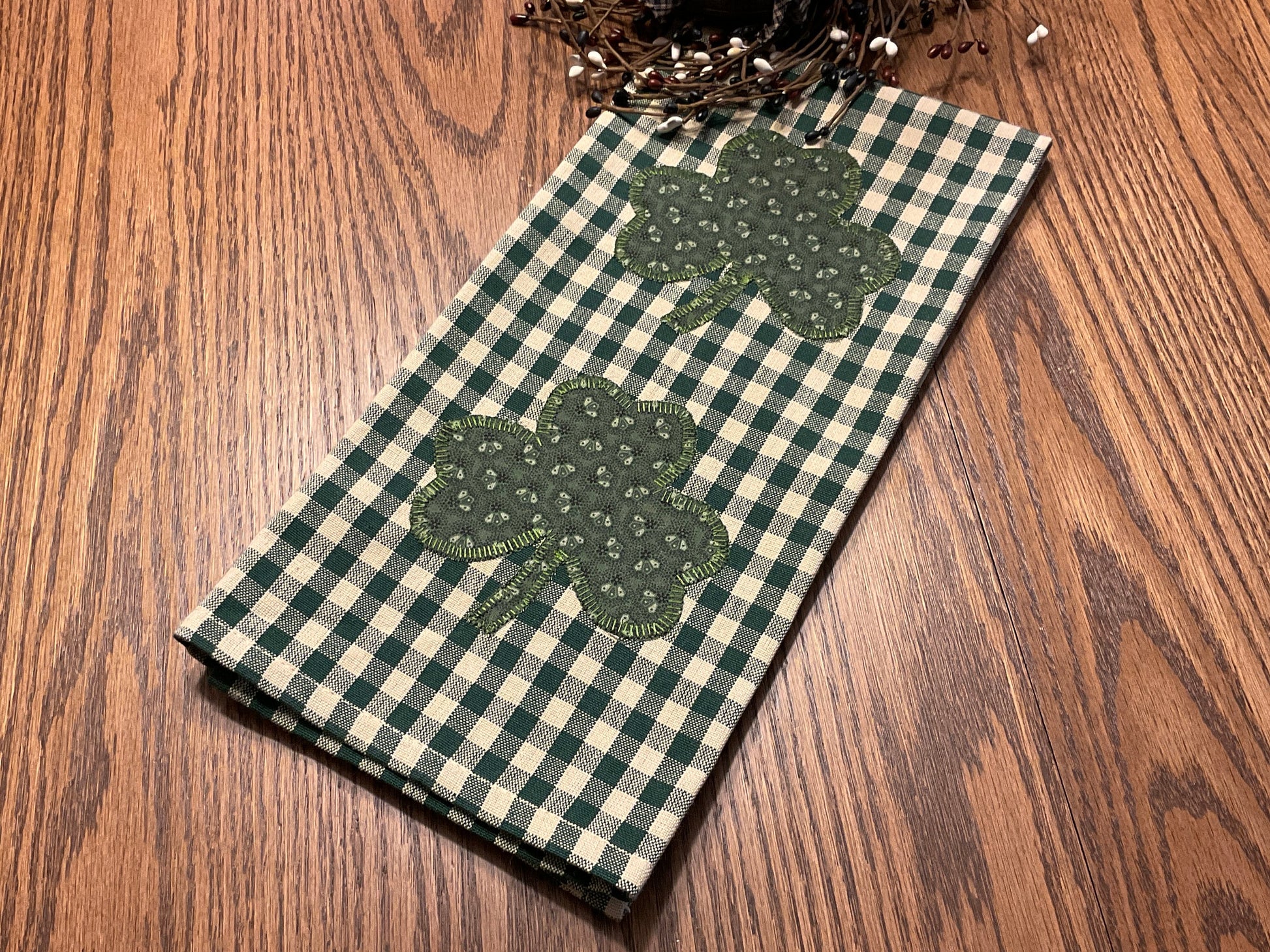Primitive Farmhouse St.Patrick's Towel Item #1849