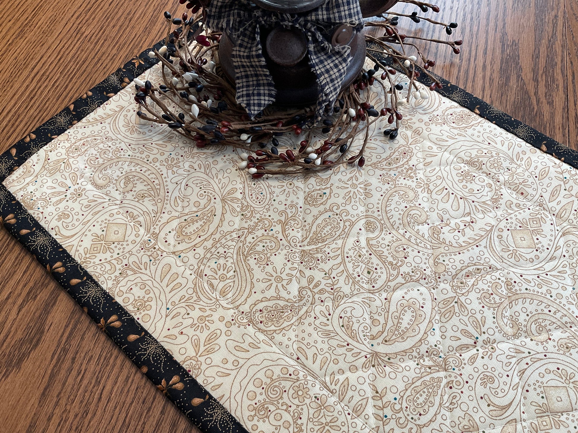 Easter Bunny Primitive Farmhouse Table Runner Item #1862
