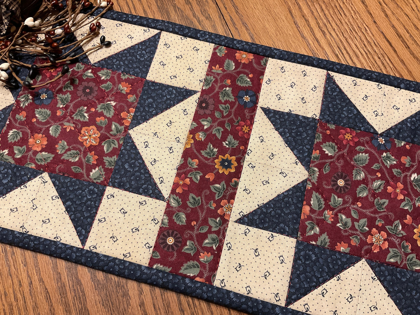 Primitive Farmhouse Star Table Runner Item #1887