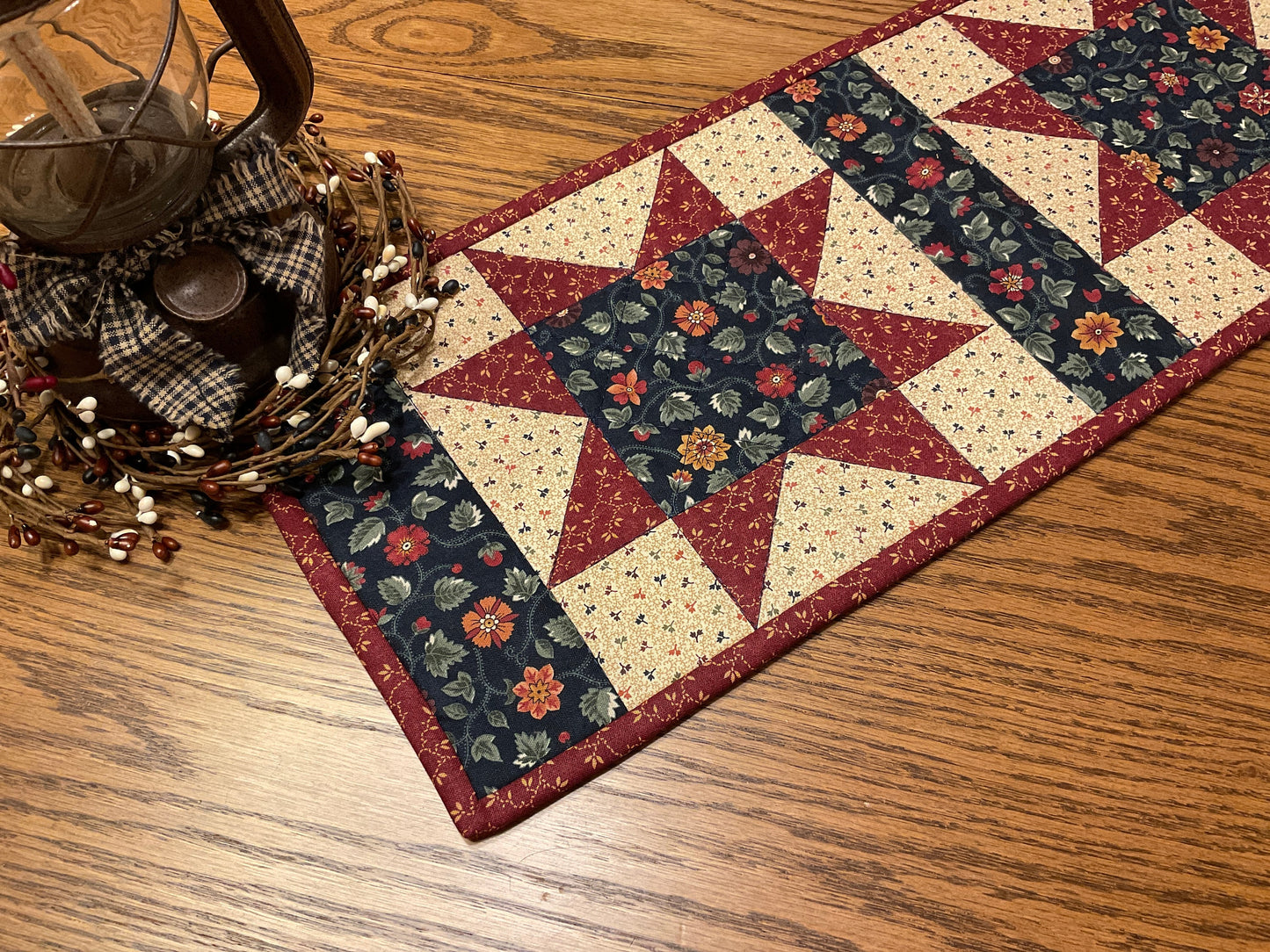 Primitive Farmhouse Star Table Runner Item #1883